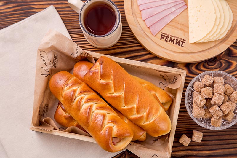Косичка с мясными деликатесами и моцареллой 130гр.