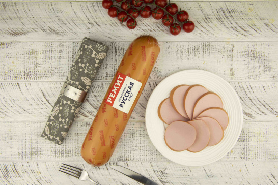 Колбаса вареная «Русская» ГОСТ (ручной вязки)