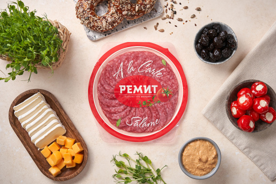 Нарезка колбаса Salame с/к ГМС (шт. 80 г) тарелка