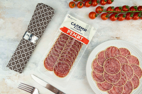 Нарезка колбаса Салями в сыре с/к в/у (шт. 70 г)