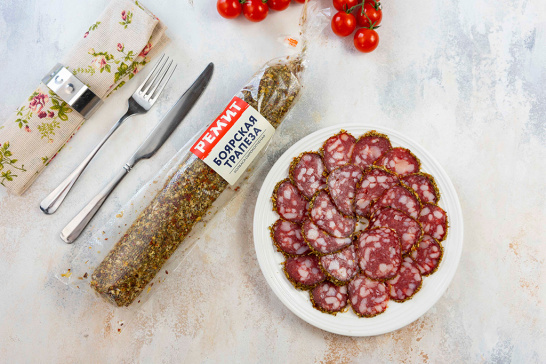 Колбаса сырокопченая «Боярская Трапеза» в специях