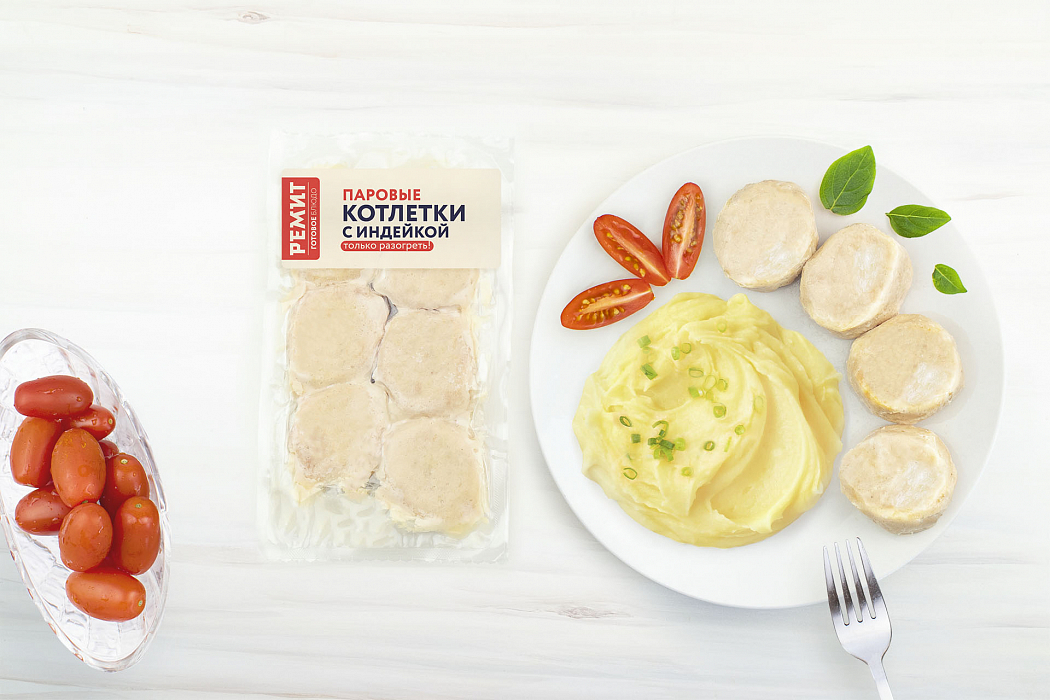 Котлетки с индейкой паровые охл. вес. в/у
