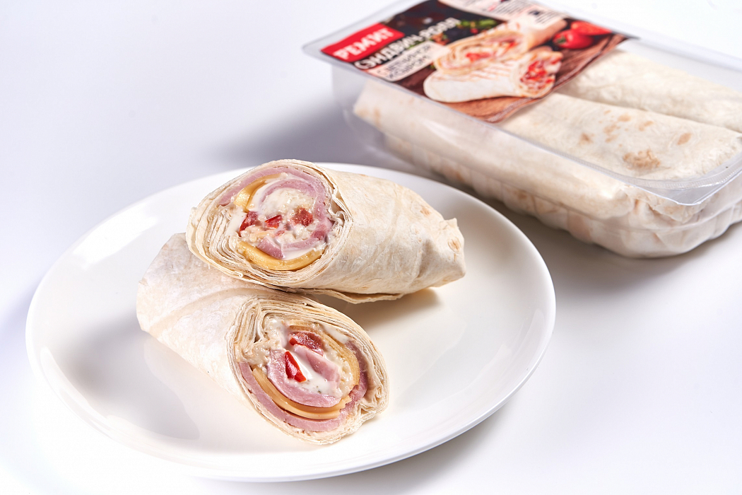 Ролл с ветчиной и сыром охл. (шт. 190 г)