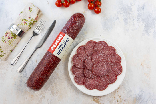 Колбаса Сервелат Ореховый с/к в/у 90 сут.