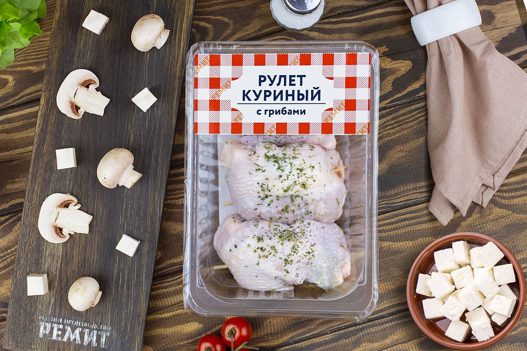 Рулет куриный с грибами